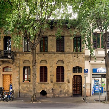 Modern Apartment In Firenze Bagian luar foto